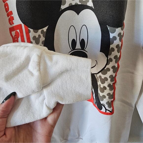 Y2K Mickey Pullover - Picture 6 of 7